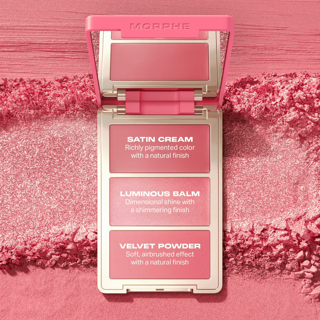 Cheek Thrills Multi-Finish Face Trio Sunset Swim (Trío facial de acabado múltiples Nadar al atardecer)