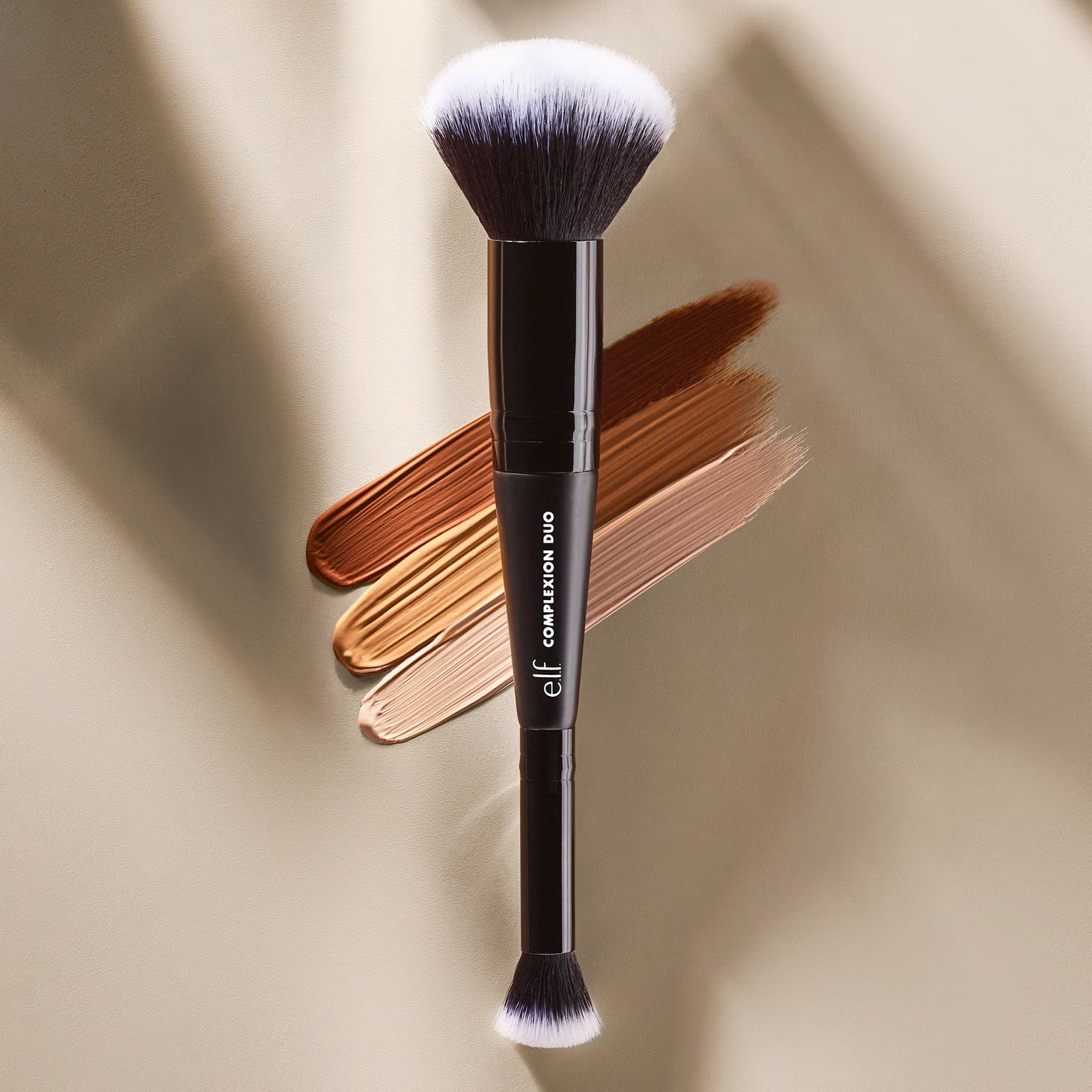 Elf | Complexion Duo Brush (Brocha para base y corrector)