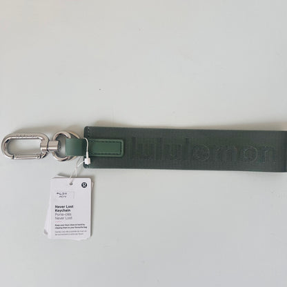Lululemon | Never Lost Keychain