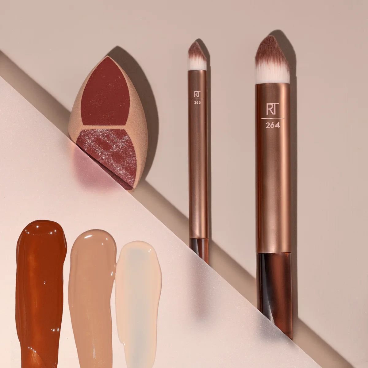 Real Techniques Makeup saver sponge + brush trio